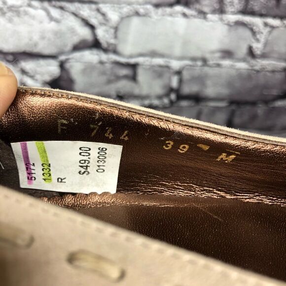 Taryn Rose Beige Suede Leather Peep Toe High Wedges Women Sz 39EU/8.5M US - Picture 4 of 16